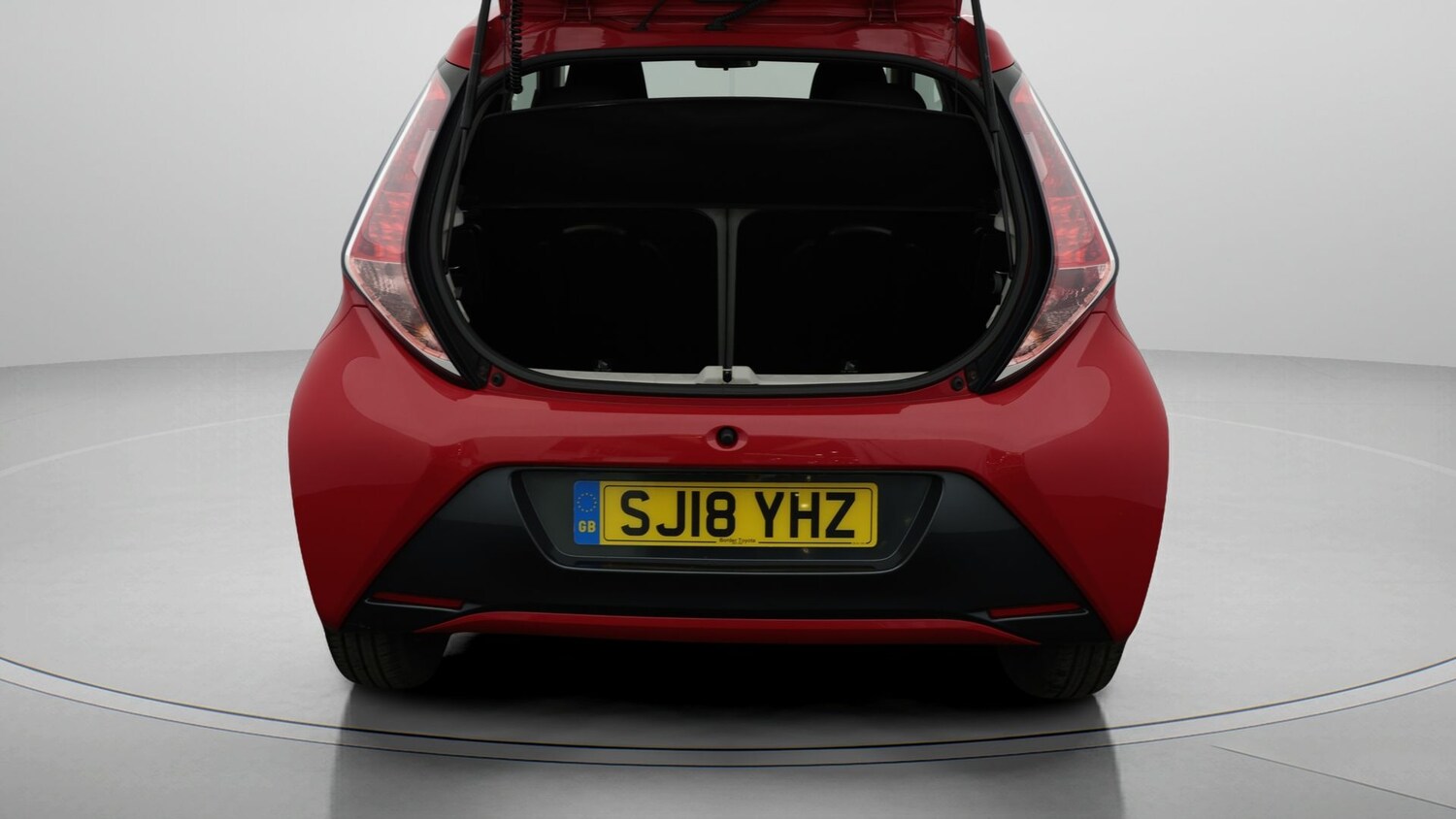 Used Toyota AYGO 2018 for sale - 77840060: Photo 17