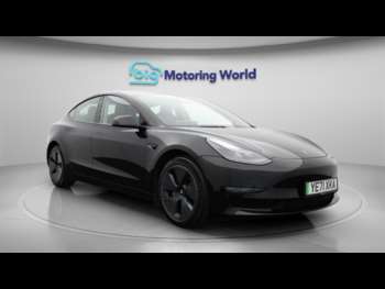 (71) - (Dual Motor) Long Range Saloon 4dr Electric Auto 4WDE (346 ps)