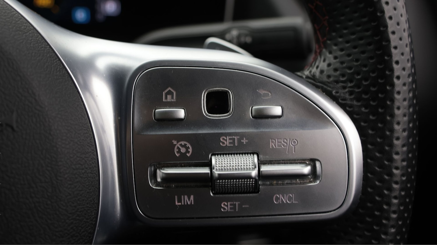 Used Mercedes-Benz GLA 2020 for sale - 77803616: Photo 21