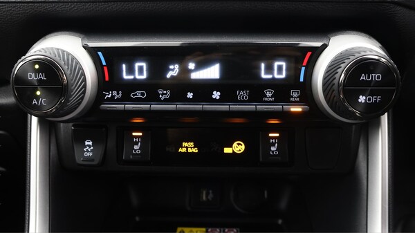 Used Toyota RAV4 2023 for sale - 75635169: Photo 13