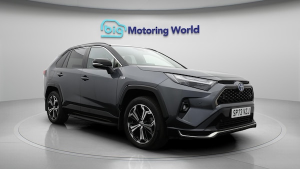 Used Toyota RAV4 2023 for sale - 75635169: Photo 2
