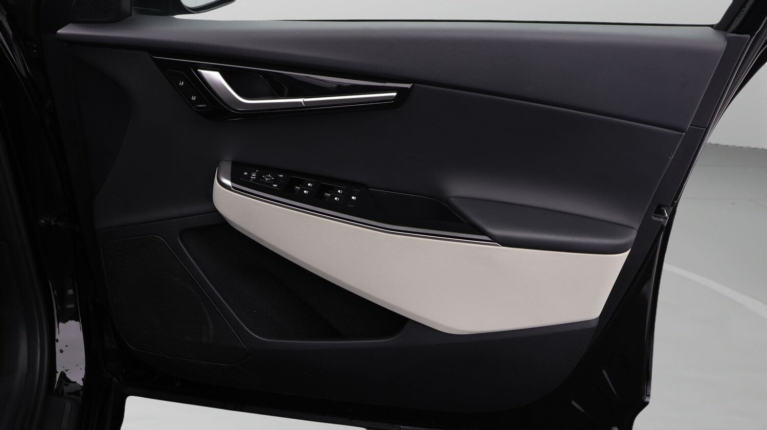 Used Kia EV6 2022 for sale - 77644009: Photo 15