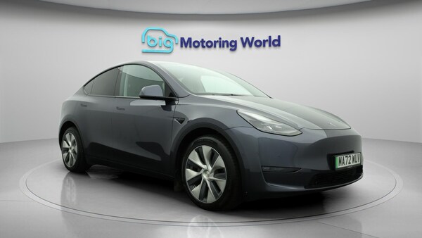 Used Tesla Model Y 2022 for sale - 76259242: Photo 2