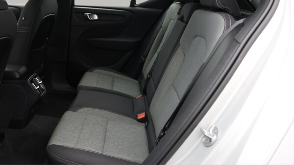 Used Volvo XC40 2023 for sale - 75351125: Photo 21