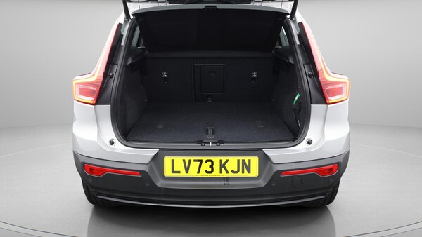 Used Volvo XC40 2023 for sale - 75351125: Photo 23