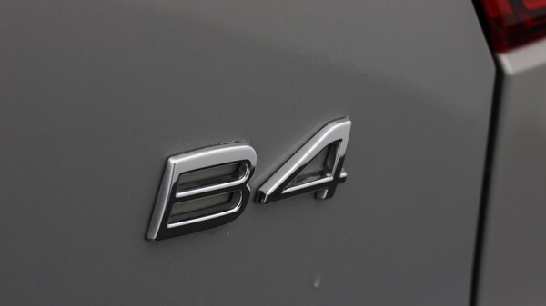 Used Volvo XC40 2023 for sale - 75351125: Photo 31