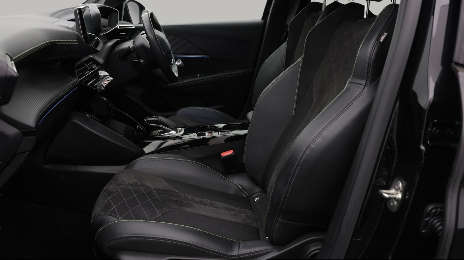 Used Peugeot 208 2022 for sale - 77528164: Photo 14