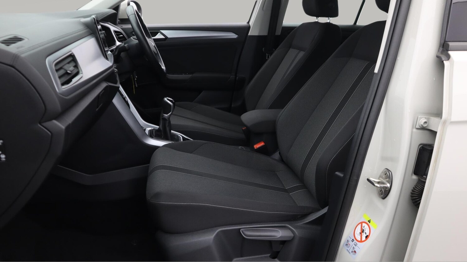 Used Volkswagen T-Roc 2022 for sale - 76561757: Photo 15