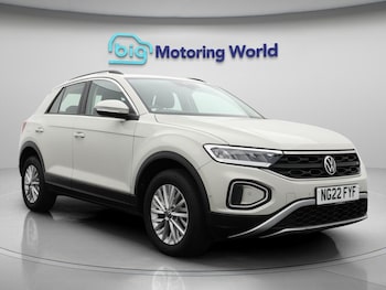Used Volkswagen T-Roc 2022 for sale - 76561757: Photo