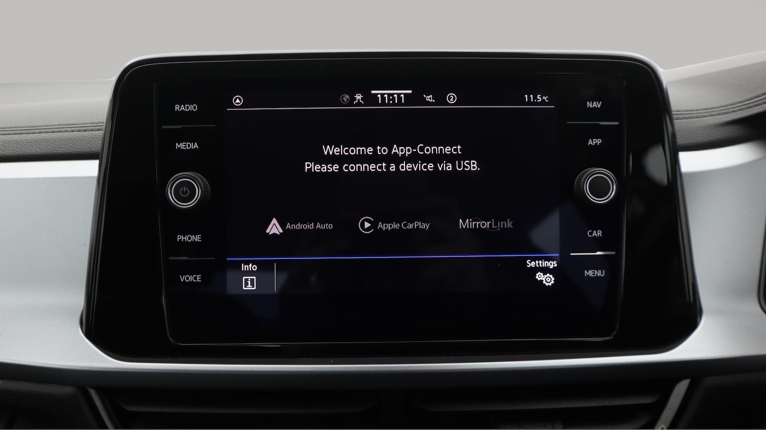 Used Volkswagen T-Roc 2022 for sale - 76561757: Photo 25