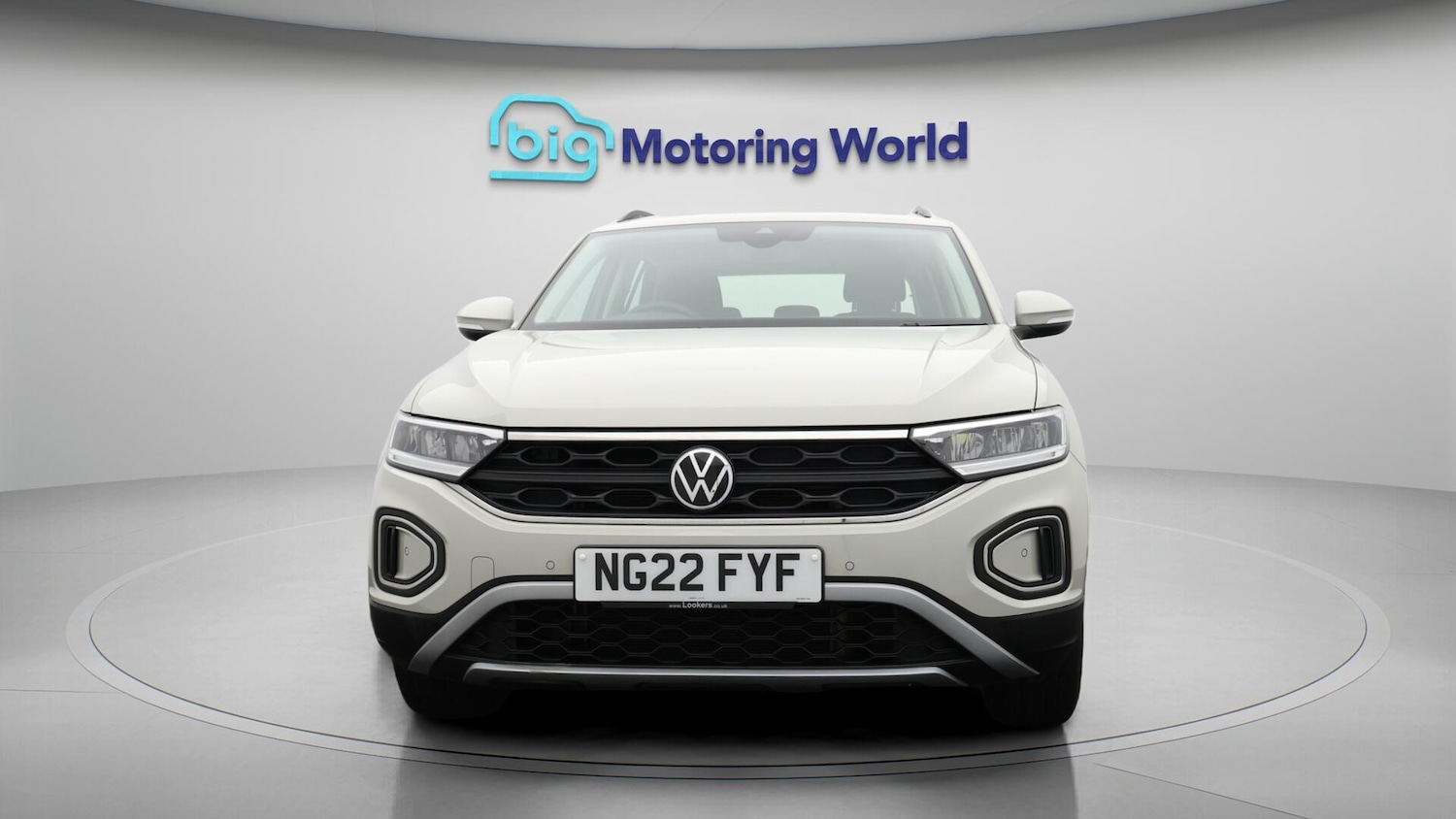 Used Volkswagen T-Roc 2022 for sale - 76561757: Photo 3