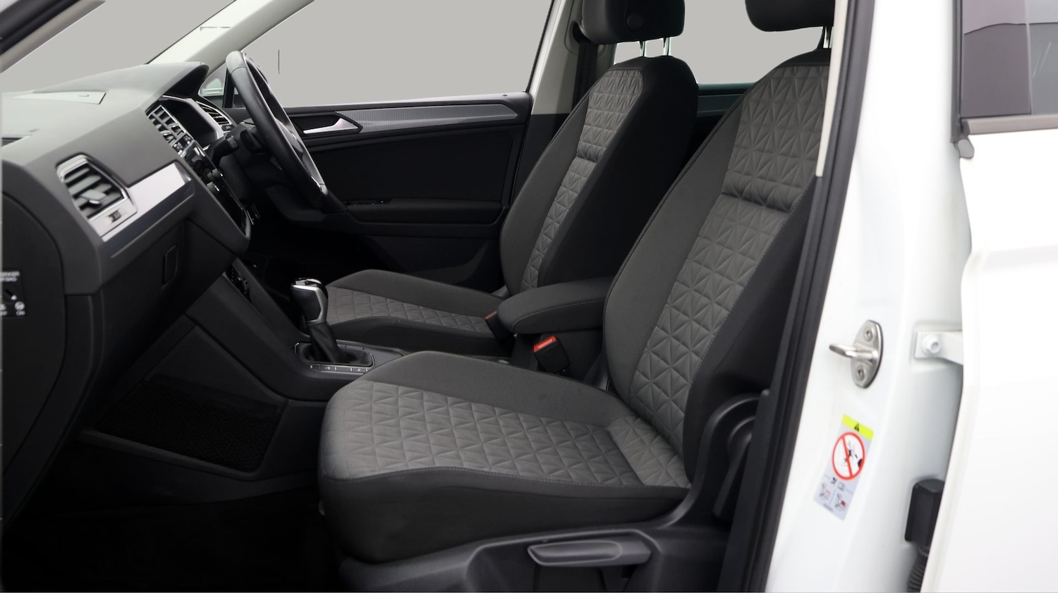 Used Volkswagen Tiguan 2022 for sale - 77289521: Photo 14