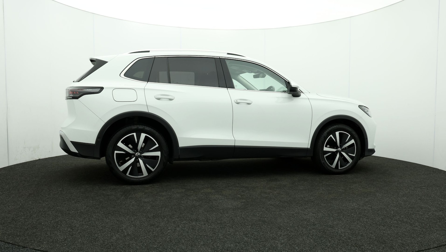 Used Volkswagen Tiguan for sale - 76810074: Photo 35