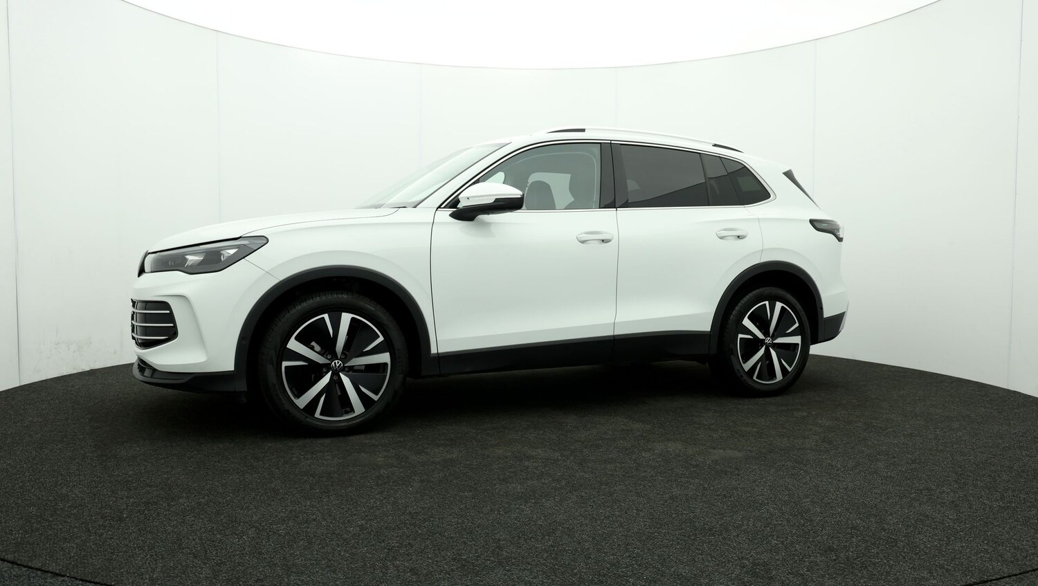 Used Volkswagen Tiguan for sale - 76810074: Photo 62