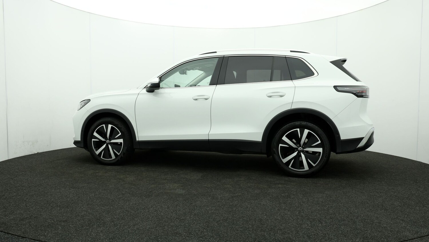 Used Volkswagen Tiguan for sale - 76810074: Photo 69