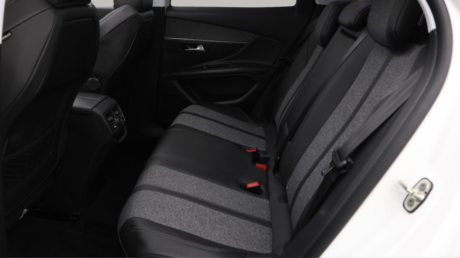 Used Peugeot 3008 2017 for sale - 76432484: Photo 17