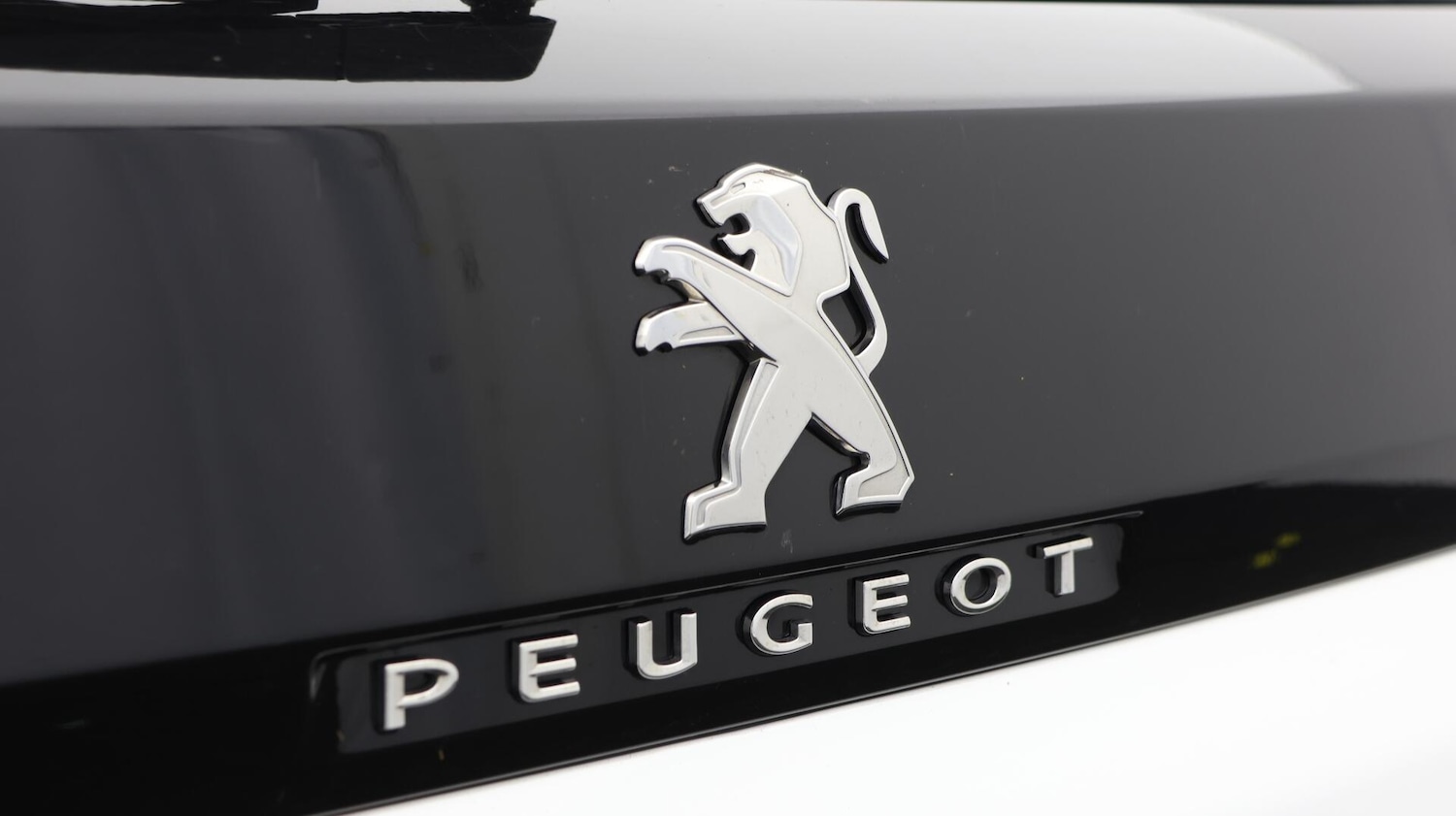 Used Peugeot 3008 2017 for sale - 76432484: Photo 23