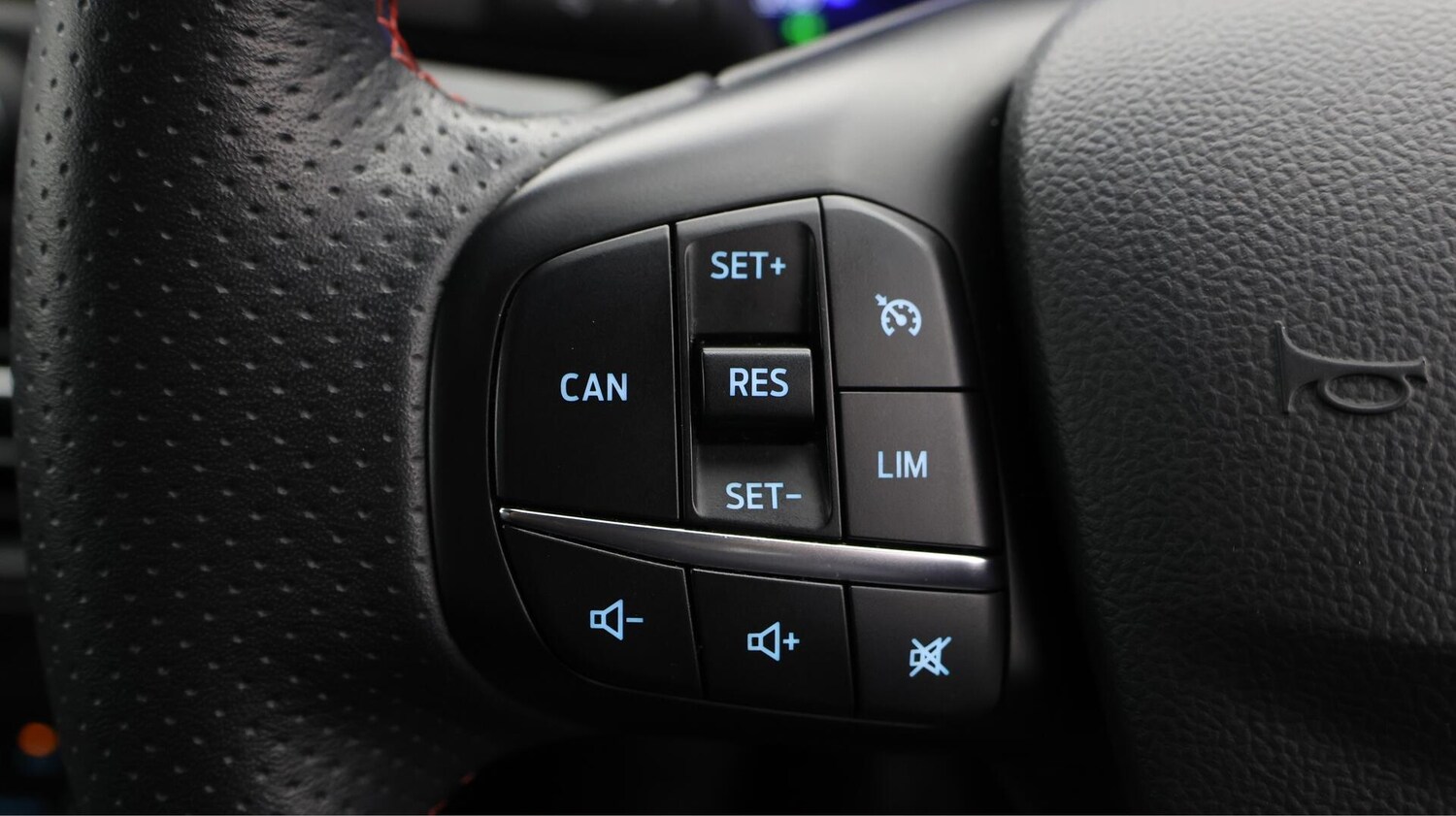 Used Ford Focus 2020 for sale - 76433037: Photo 23