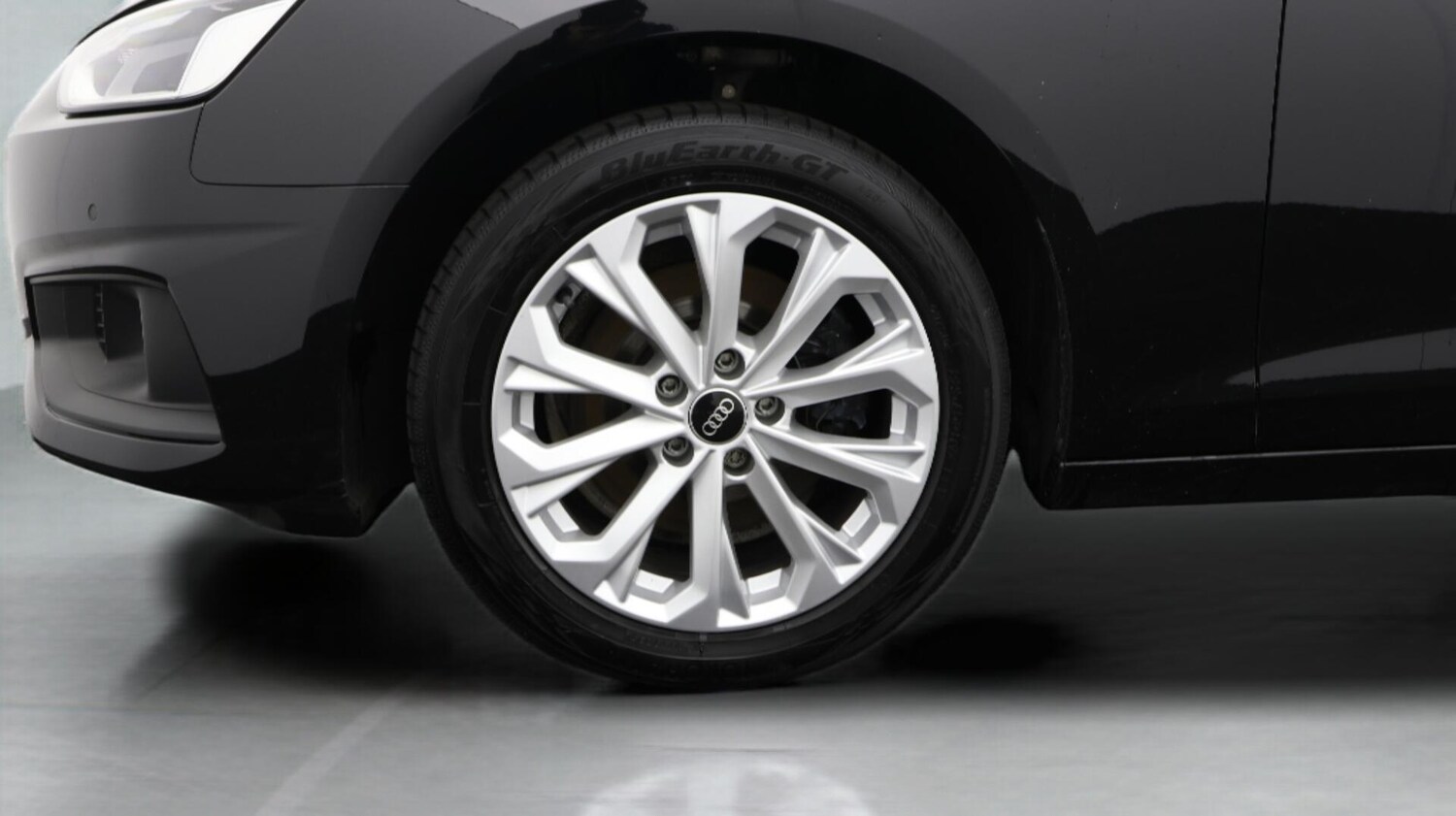 Used Audi A4 Avant for sale - 76485636: Photo 19