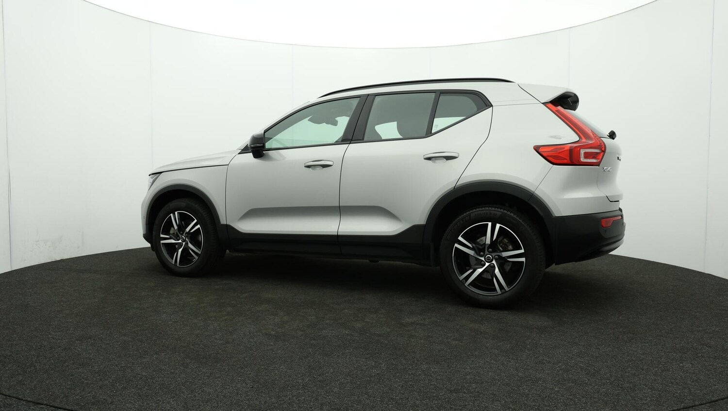 Used Volvo XC40 2023 for sale - 76138073: Photo 74