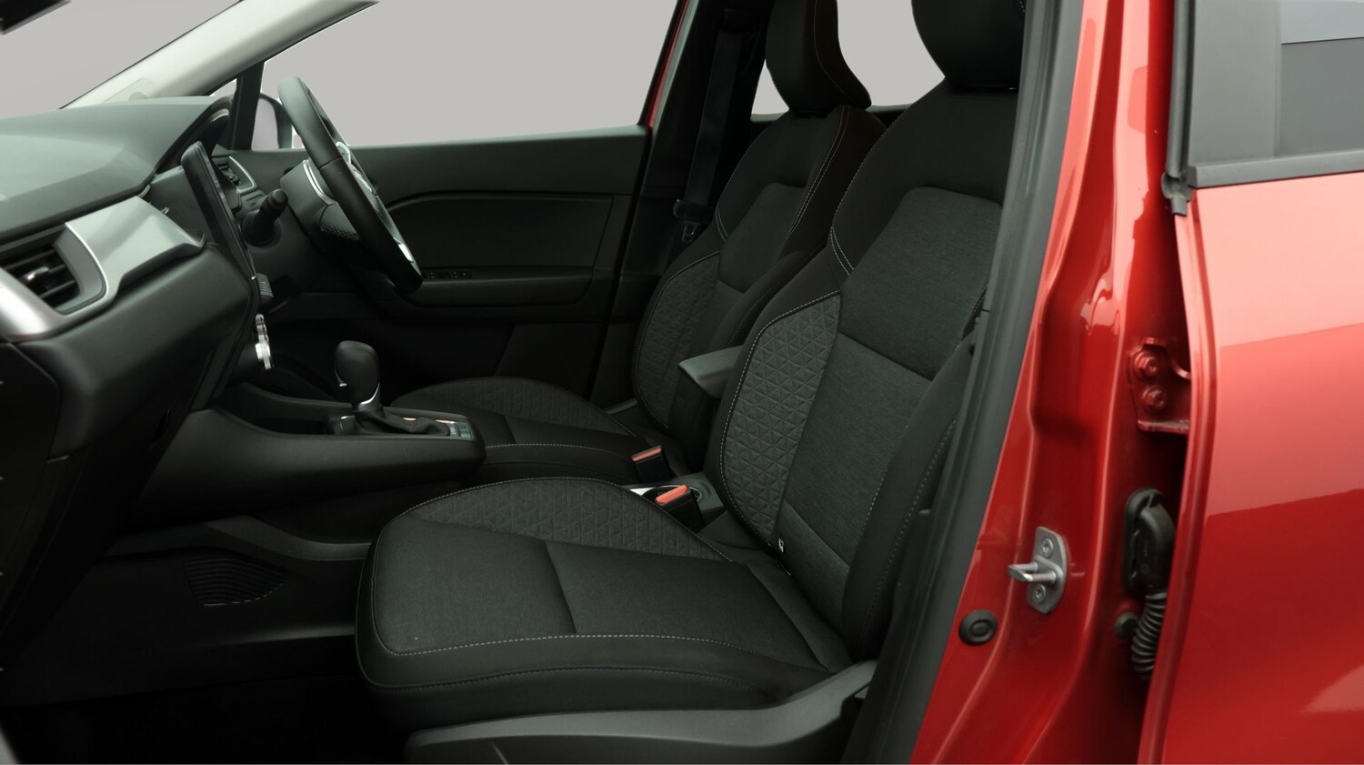 Used Renault Captur 2023 for sale - 77998174: Photo 14