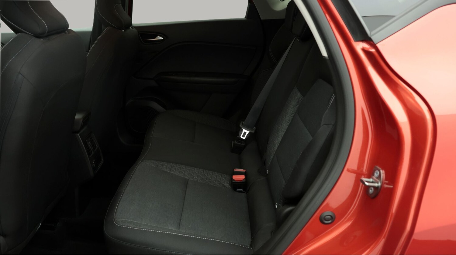 Used Renault Captur 2023 for sale - 77998174: Photo 16