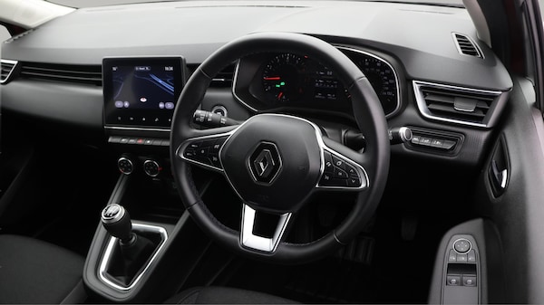 Used Renault Clio 2021 for sale - 76099548: Photo 10