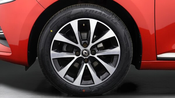 Used Renault Clio 2021 for sale - 76099548: Photo 19