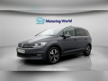 Used Volkswagen Touran 2023 for sale - 77528163: Photo