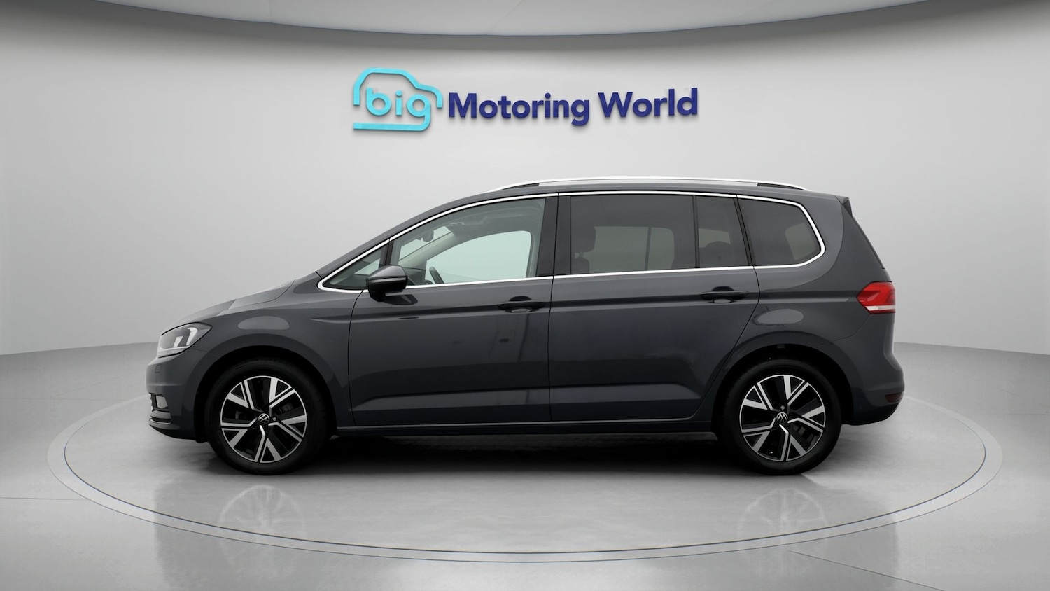 Used Volkswagen Touran 2023 for sale - 77528163: Photo 4
