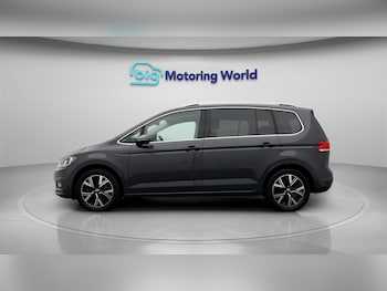 Used Volkswagen Touran 2023 for sale - 77528163: Photo