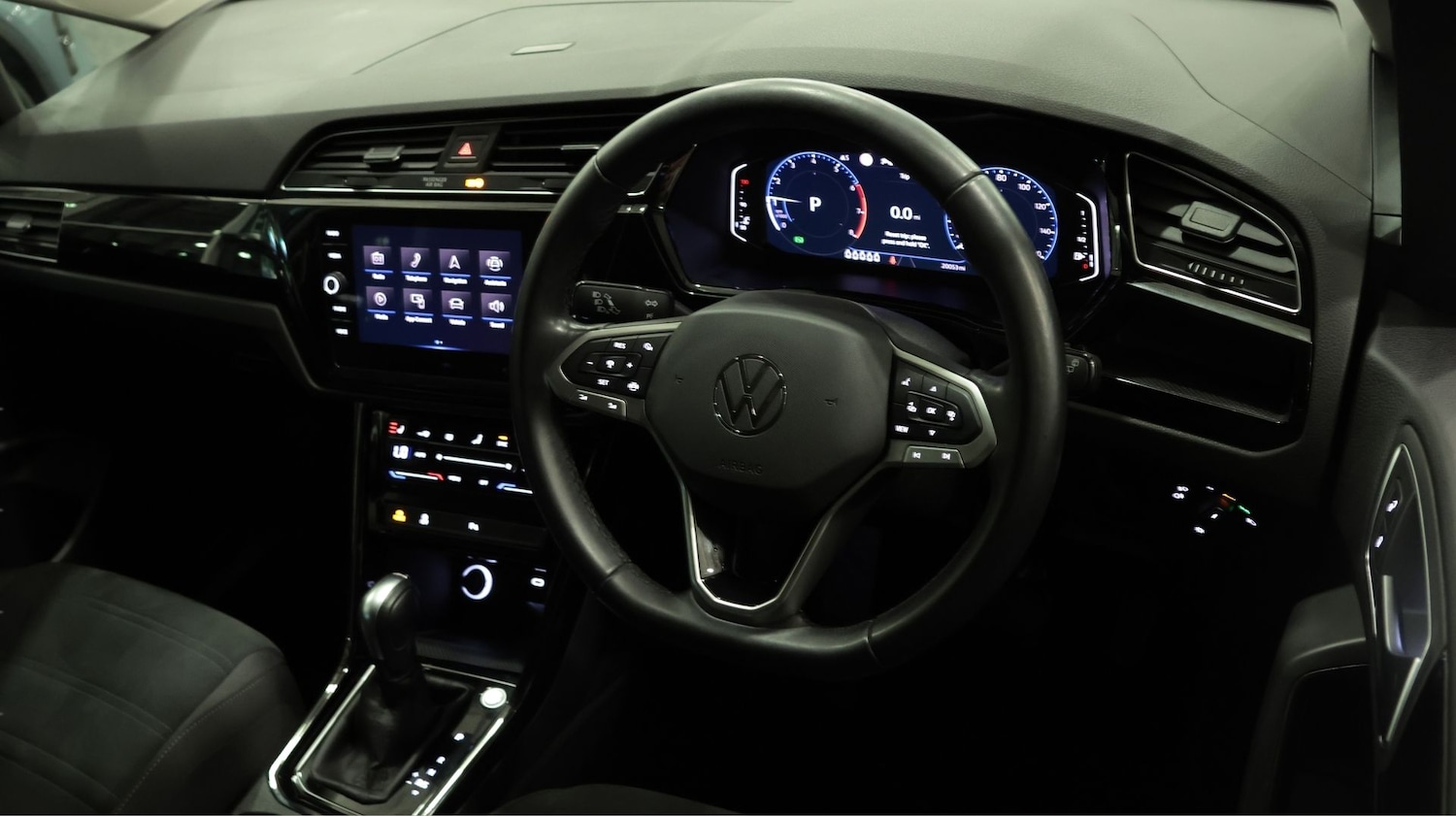 Used Volkswagen Touran 2023 for sale - 77528163: Photo 9