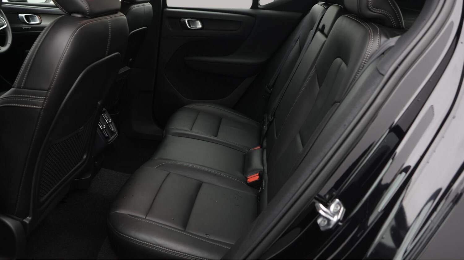 Used Volvo XC40 2021 for sale - 76522207: Photo 17