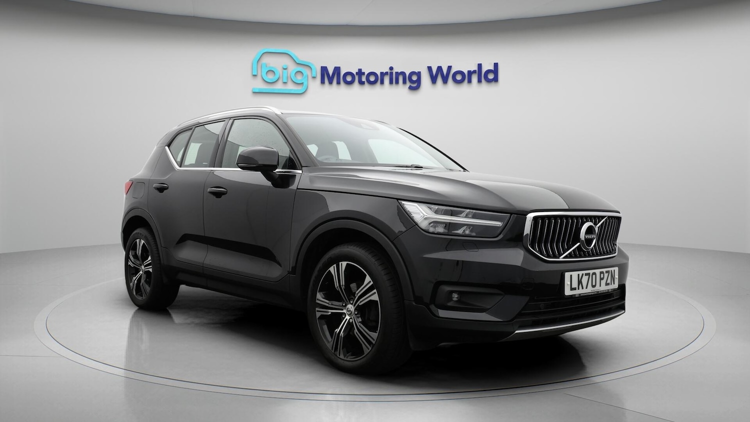 Used Volvo XC40 2021 for sale - 76522207: Photo 2