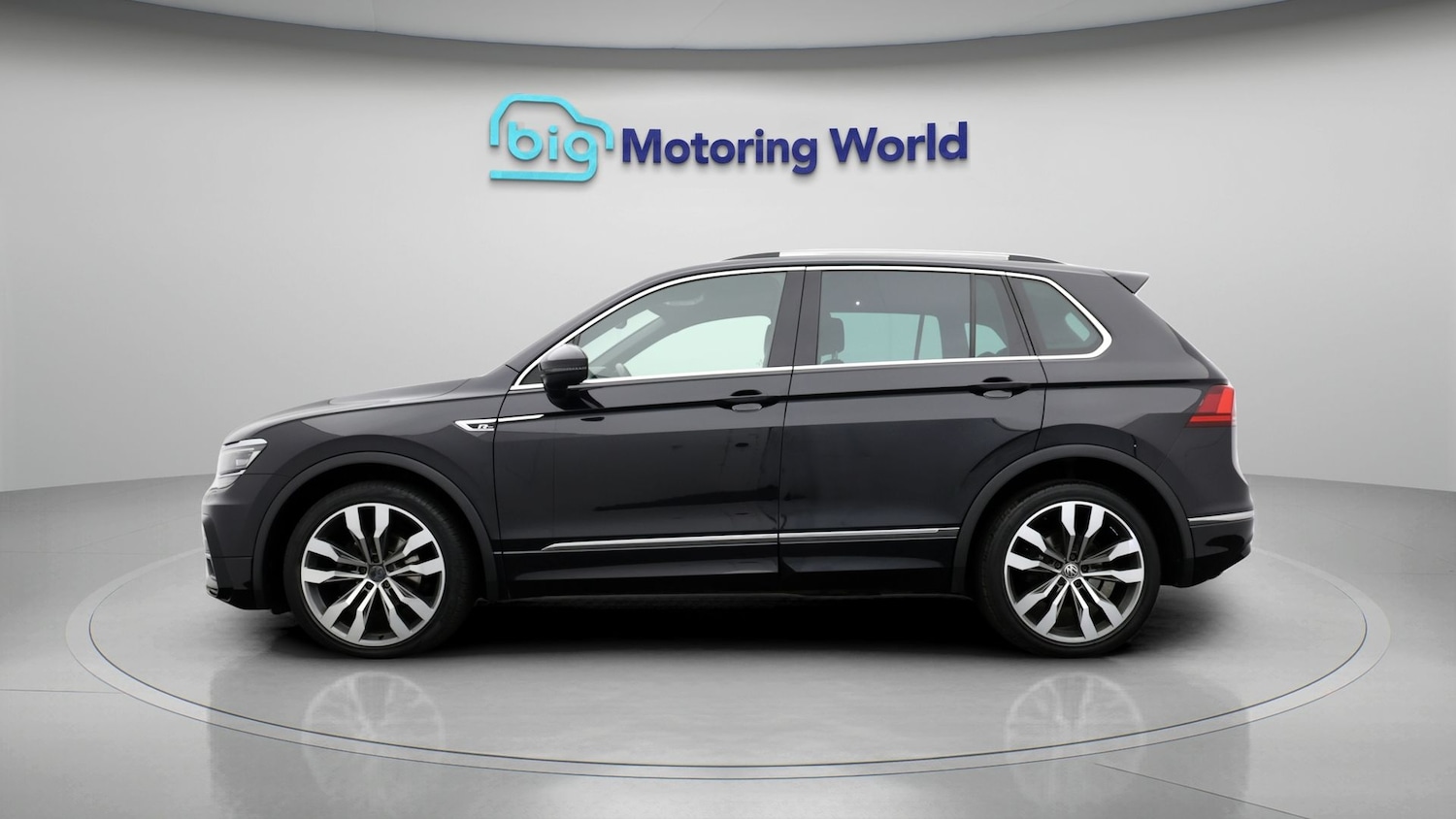 Used Volkswagen Tiguan 2017 for sale - 77341112: Photo 4