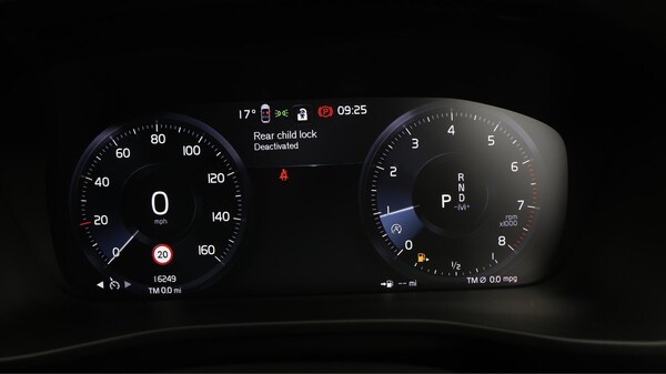 Used Volvo XC40 2022 for sale - 76167048: Photo 11