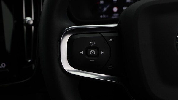 Used Volvo XC40 2022 for sale - 76167048: Photo 23