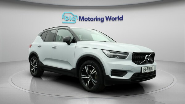 Used Volvo XC40 2022 for sale - 76167048: Photo 2