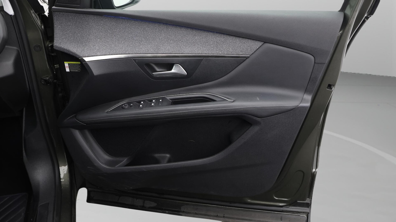 Used Peugeot 3008 2020 for sale - 76667439: Photo 16