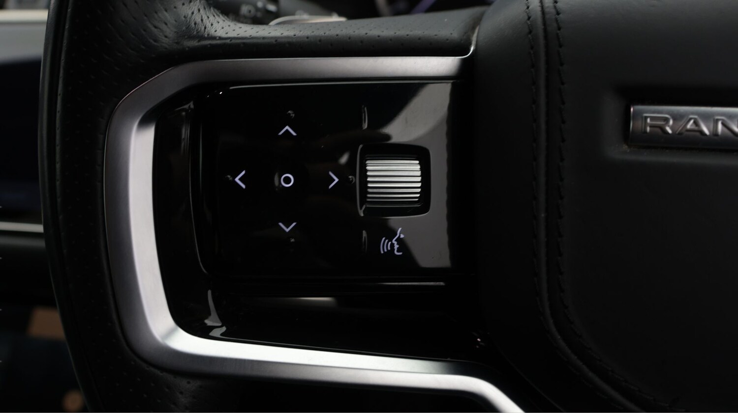 Used Land Rover Range Rover Evoque 2023 for sale - 77539090: Photo 23