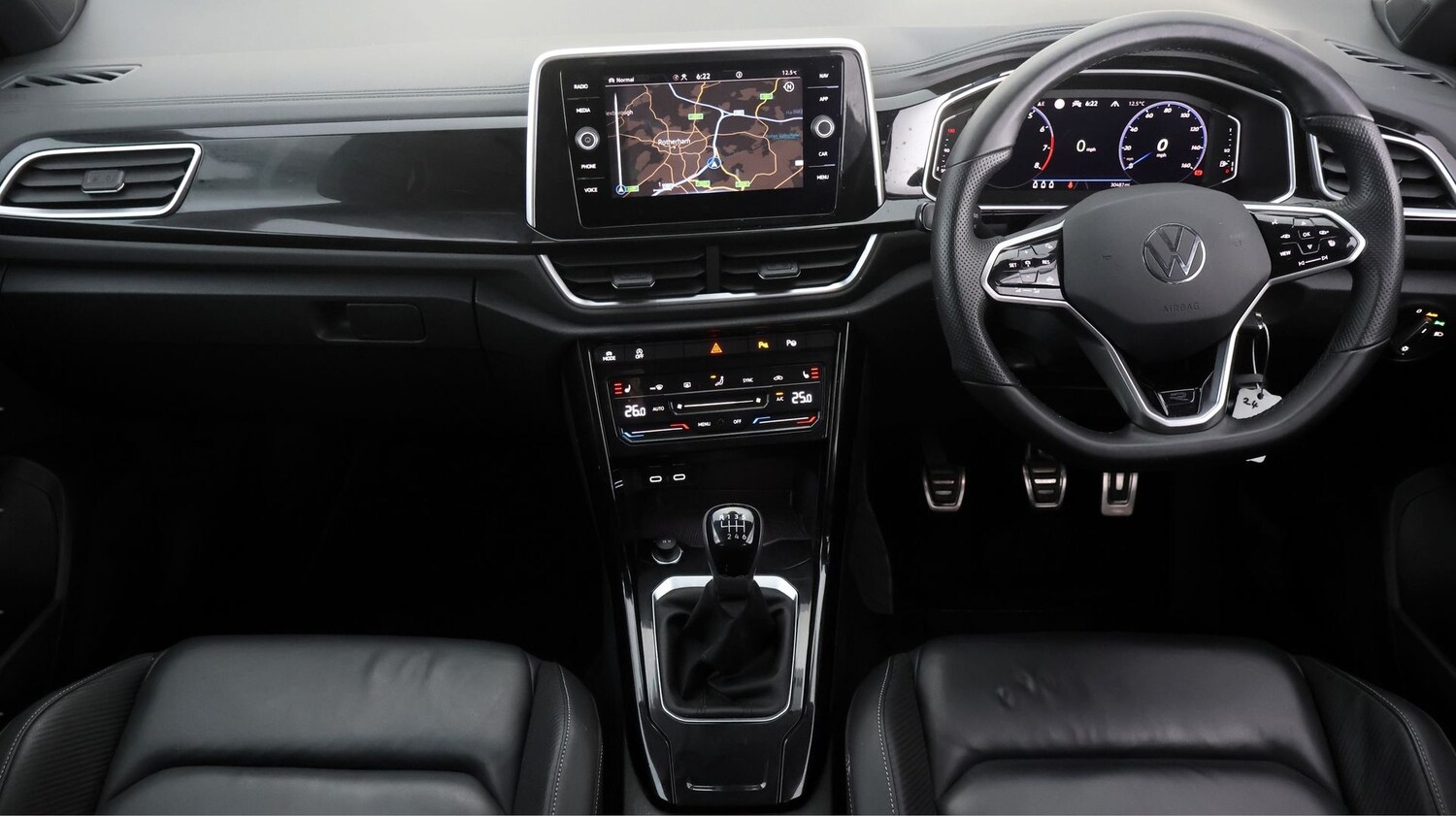 Used Volkswagen T-Roc 2023 for sale - 77675880: Photo 13