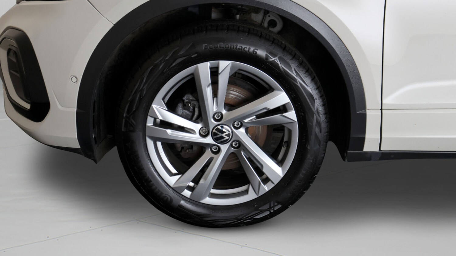 Used Volkswagen T-Roc 2023 for sale - 77675880: Photo 18