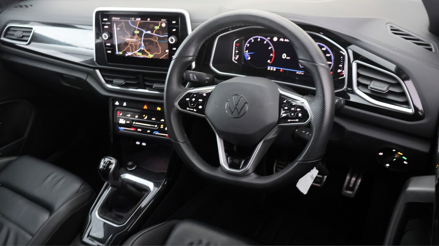 Used Volkswagen T-Roc 2023 for sale - 77675880: Photo 9