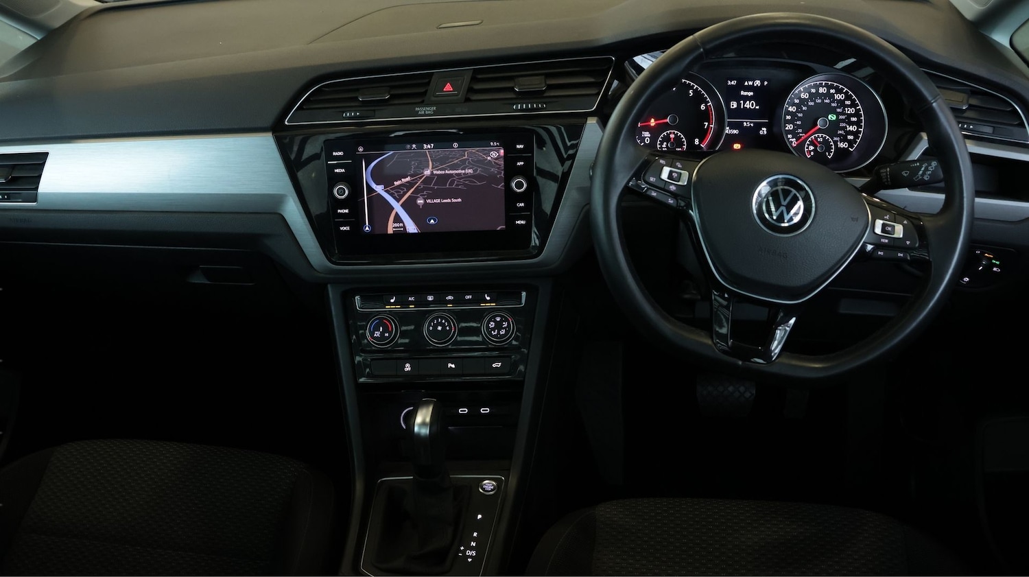 Used Volkswagen Touran 2021 for sale - 77643537: Photo 13