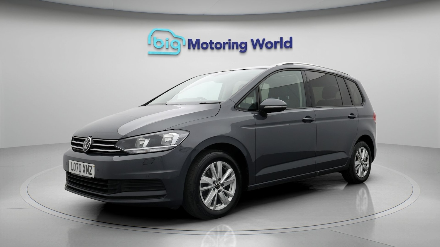 Used Volkswagen Touran 2021 for sale - 77643537: Photo 3