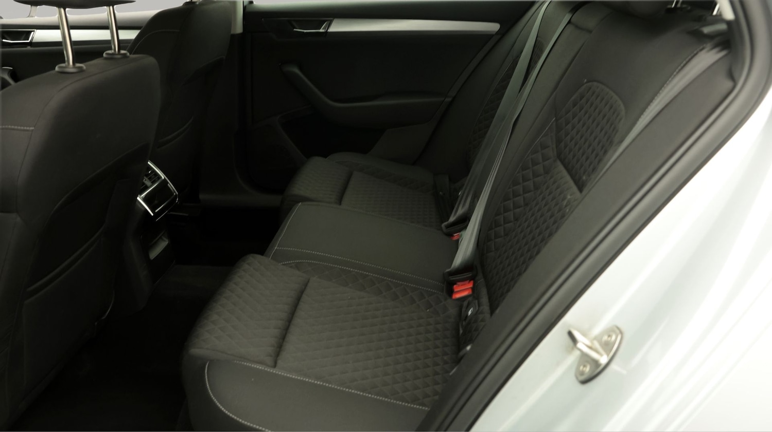 Used Skoda Superb 2023 for sale - 77722488: Photo 16