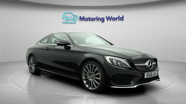 Used Mercedes-Benz C-Class 2018 for sale - 76246912: Photo 2