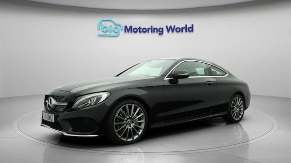 Used Mercedes-Benz C-Class 2018 for sale - 76246912: Photo 4