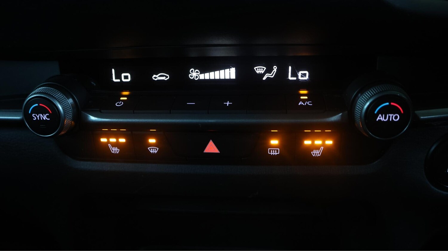 Used Mazda CX-30 2023 for sale - 76151662: Photo 13