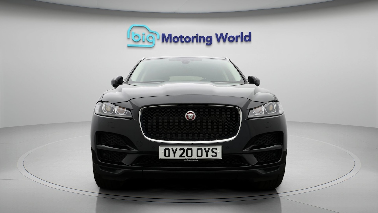 Used Jaguar F-Pace 2020 for sale - 77935922: Photo 2